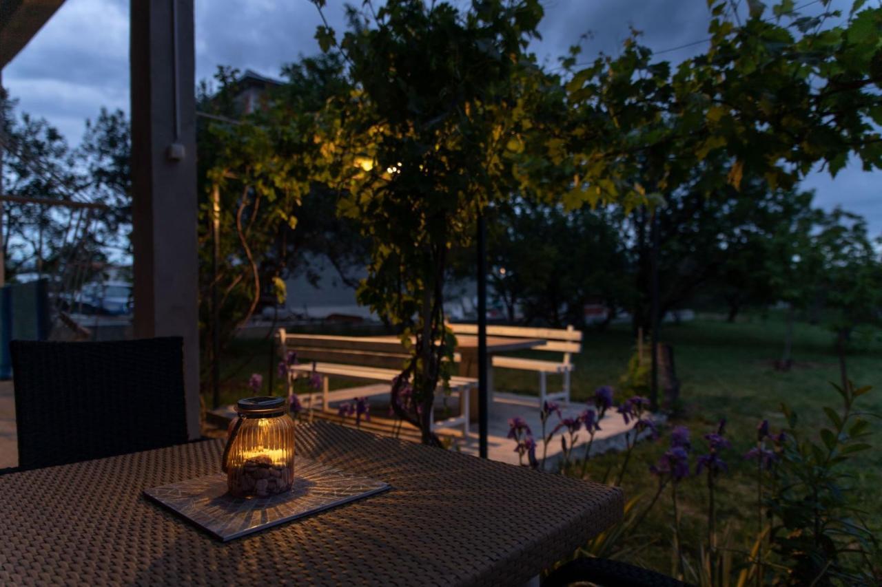 Apartment Livaja Kaštel Novi 外观 照片